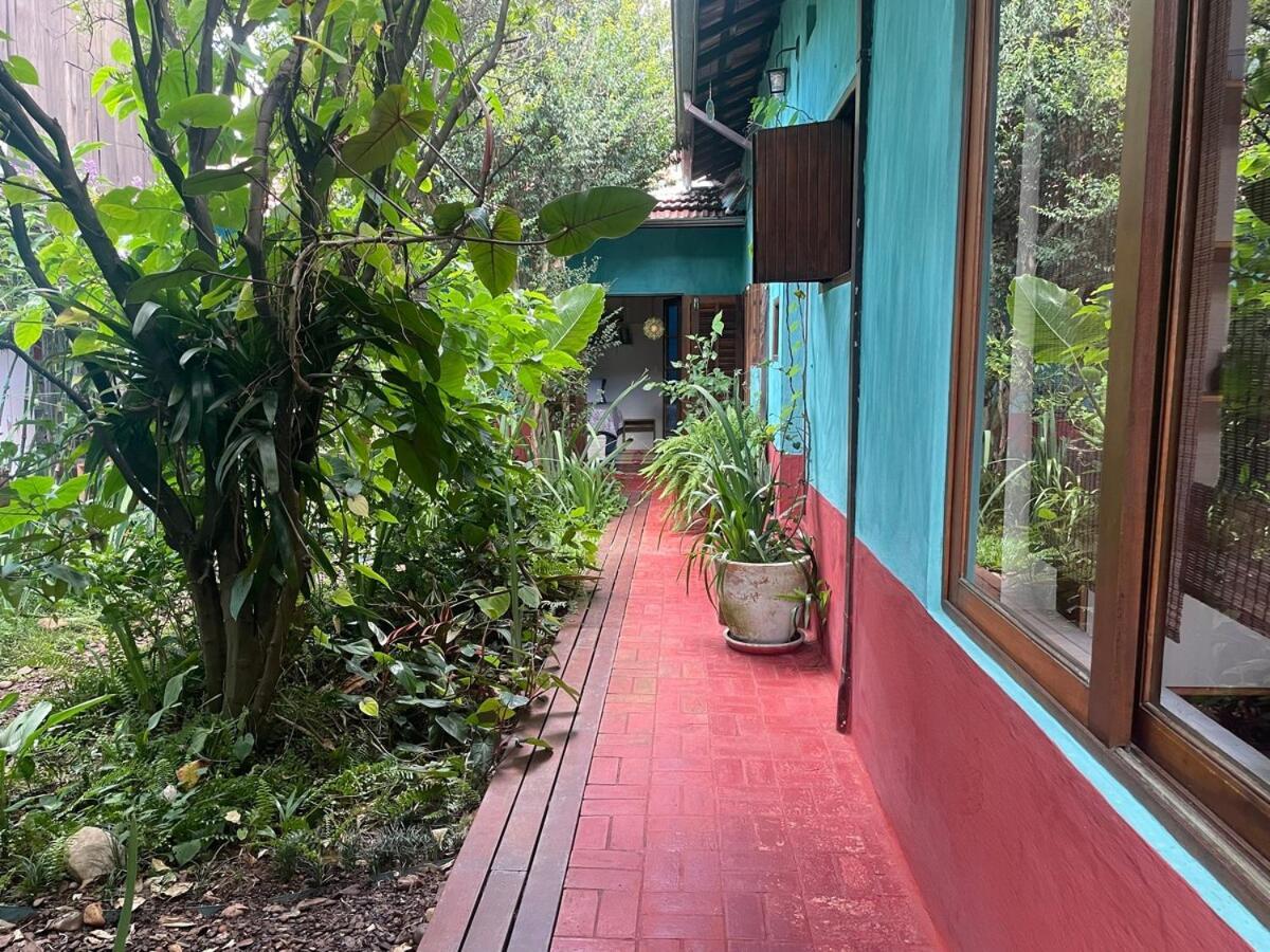Pousada Casa Espacosa, Jardim Enorme, Refugio Natureza Sp
